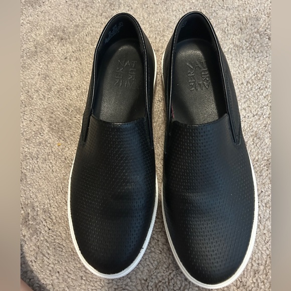 Naturalizer Marianne 3.0 Platform Leather Slip-On Sneakers Size 8 Womens - Picture 8 of 9